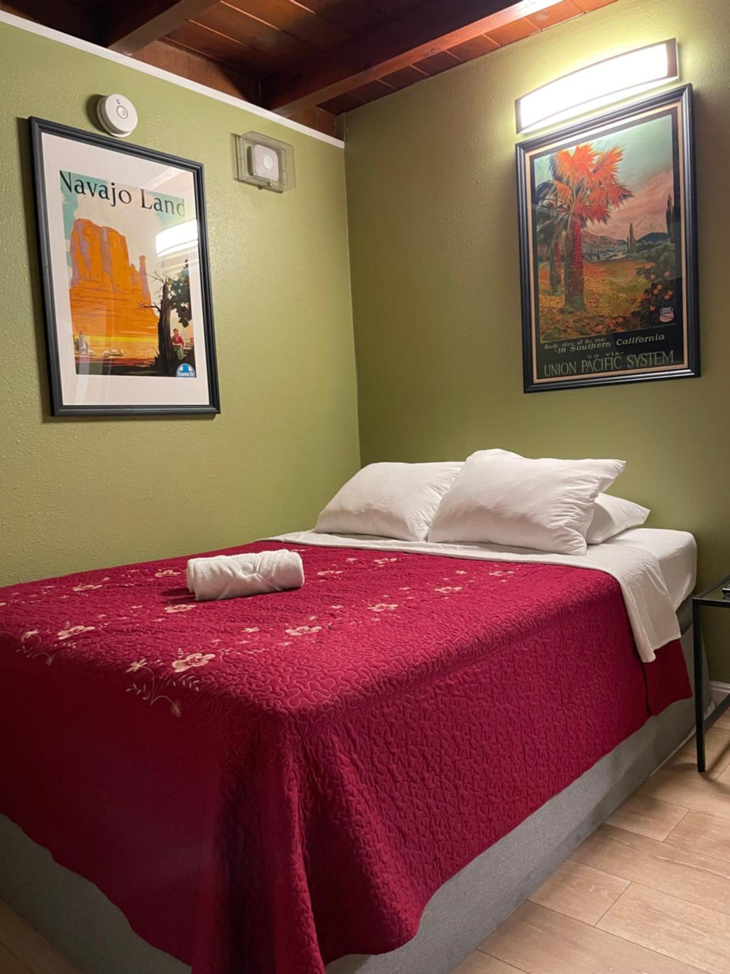 לוס אנג'לס Private Room In La With Free Wifi And Tv With Shared Kitchen מראה חיצוני תמונה