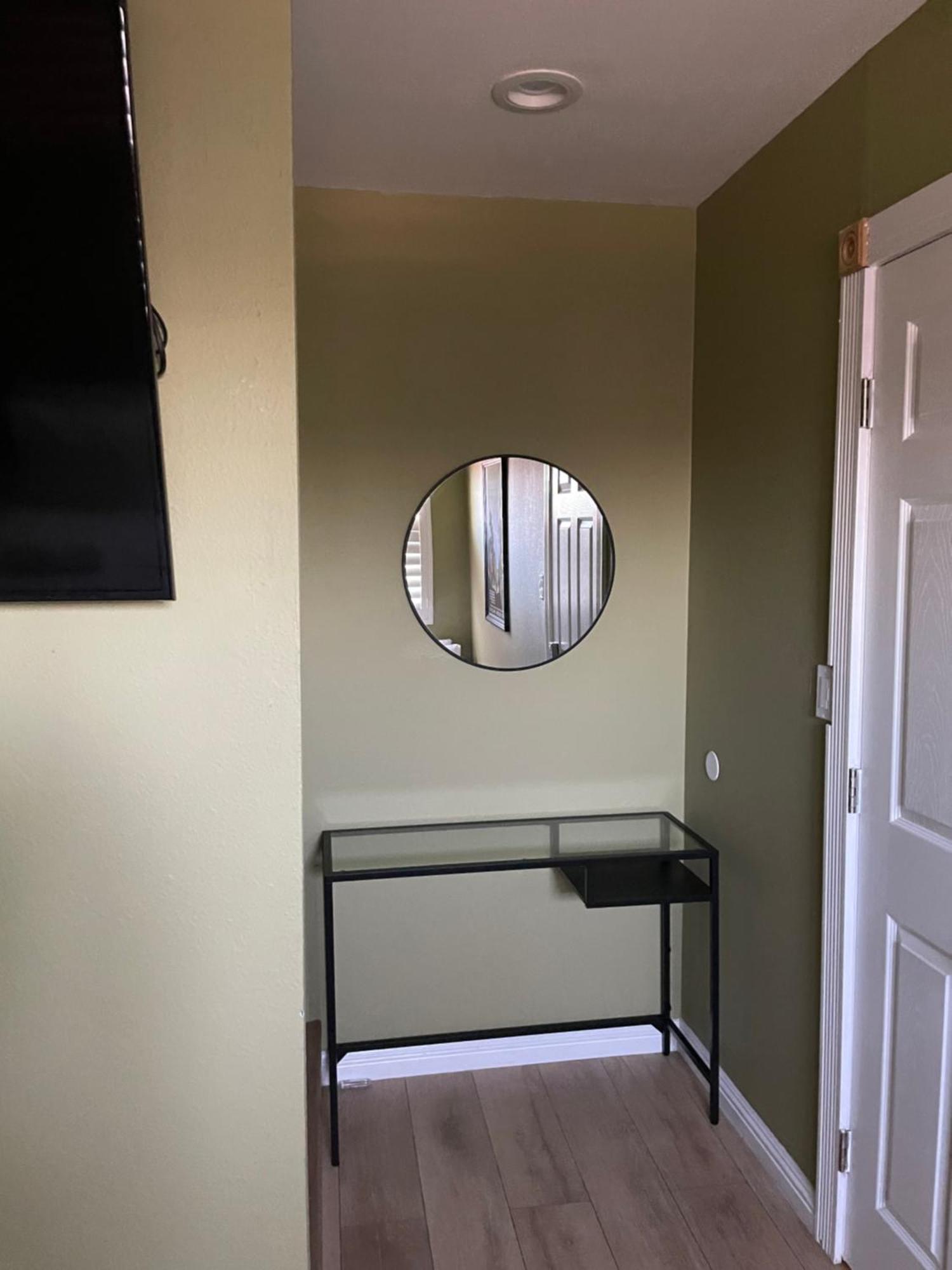 לוס אנג'לס Private Room In La With Free Wifi And Tv With Shared Kitchen מראה חיצוני תמונה