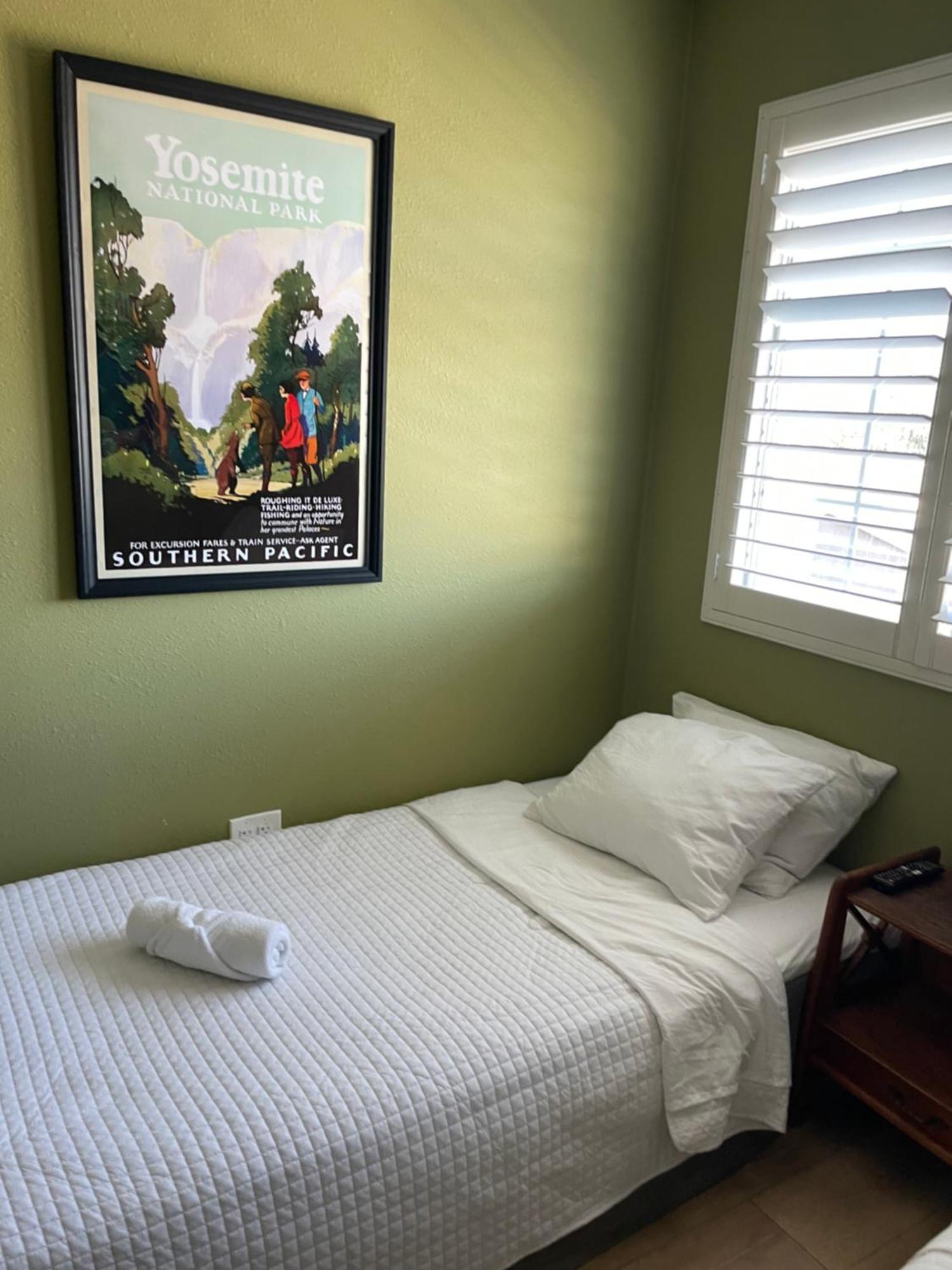 לוס אנג'לס Private Room In La With Free Wifi And Tv With Shared Kitchen מראה חיצוני תמונה